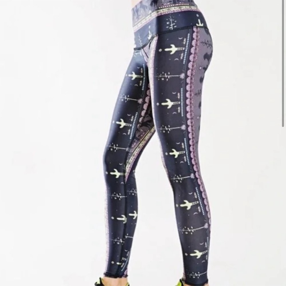 Teeki Wild and Free Horse Cactus Desert Leggings